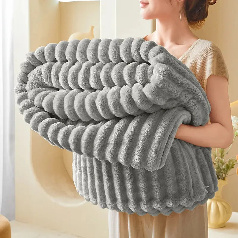 Warm and comfortable striped flannel blanket, faux rabbit fur blanket, soft and warm sofa blanket, ideal for napping, office use Watra