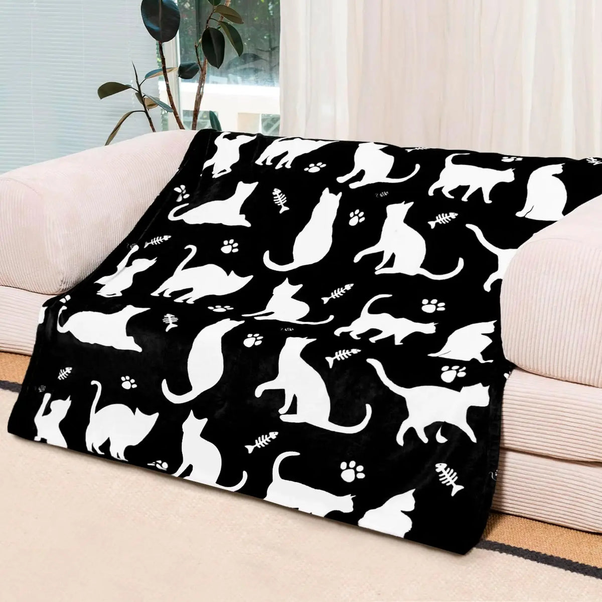 Simple White Cat Paw Bone Pattern Warm Fleece Blanket, Thick Soft Fabric for Travel Living Room Bed Cold Weather Warm Retention Watra