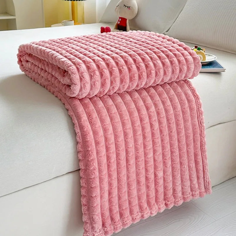 2025 New Solid Color Imitation Fur Plaid Flannel Blanket Winter Office Nap Blanket Air Conditioner Blanket Watra